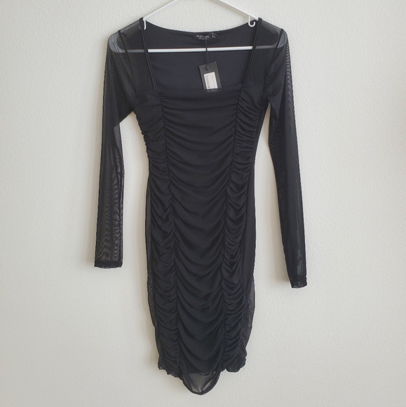 plus size long sleeve emerald green dress Ever-Pretty Plus Size Empire Waist A-Line V-Neck Holiday Dress with Long Lantern Sleeves